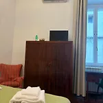 Oda ve Kahvaltı Folle Citta 4*