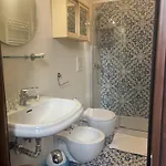 Folle Citta Oda ve Kahvaltı 4*