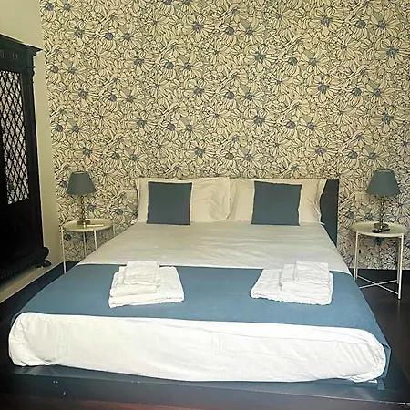 Folle Citta Bed & Breakfast 4*