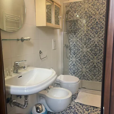 Folle Citta Bed and Breakfast 4*